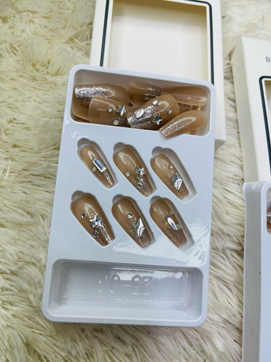 24 pcs Luxury Chain Design Adhesive Nails